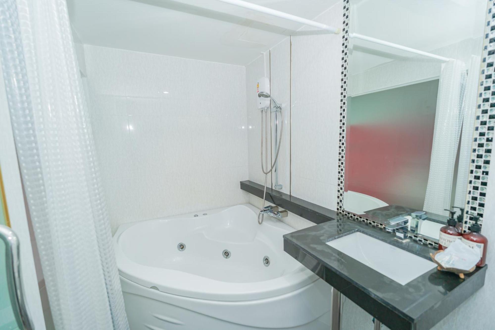 Patong Diamond Hotel 外观 照片